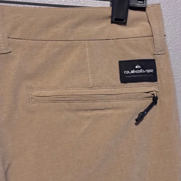 NWT Men’s Quiksilver Khaki Amphibian Walkshorts - Picture 10 of 11